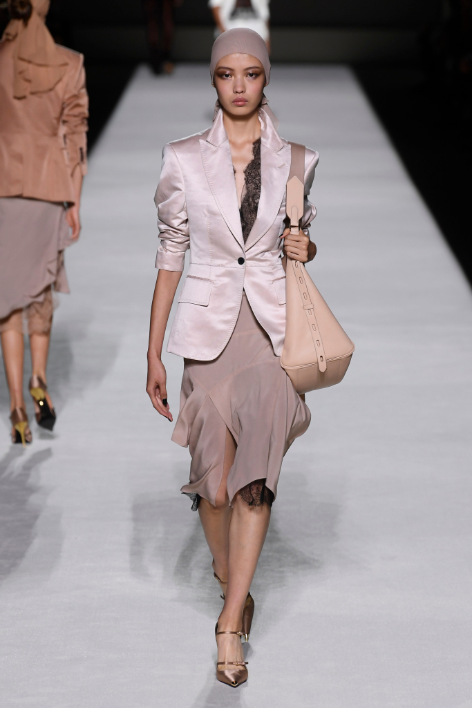 Look 18