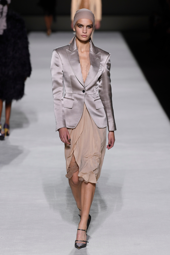 Look 32