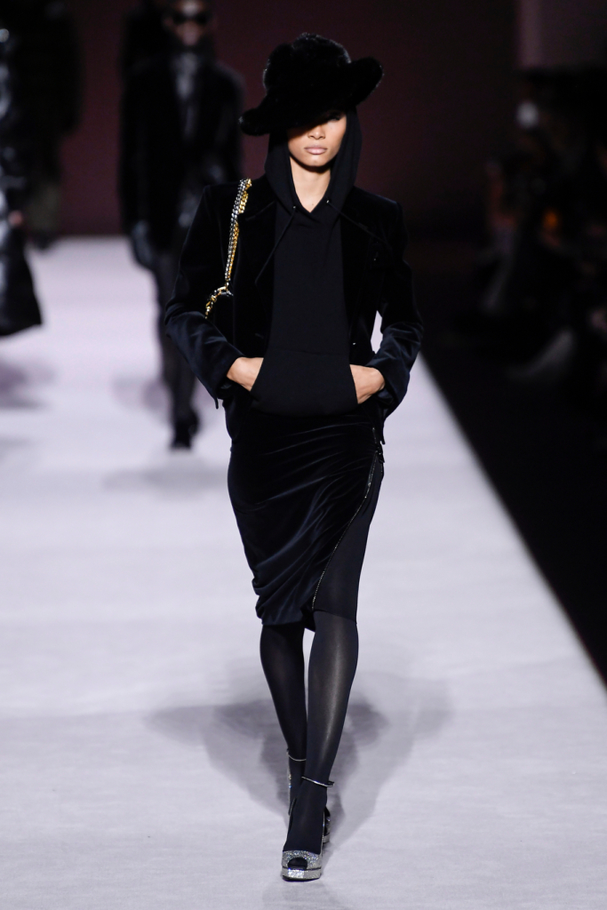 Look 15
