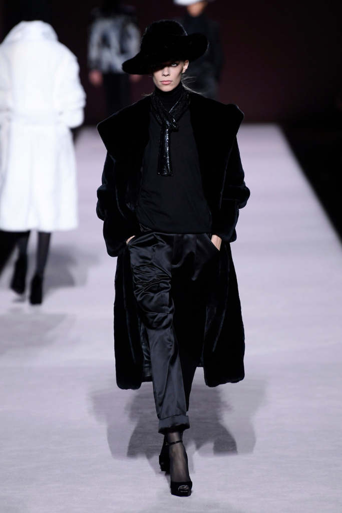 Look 24