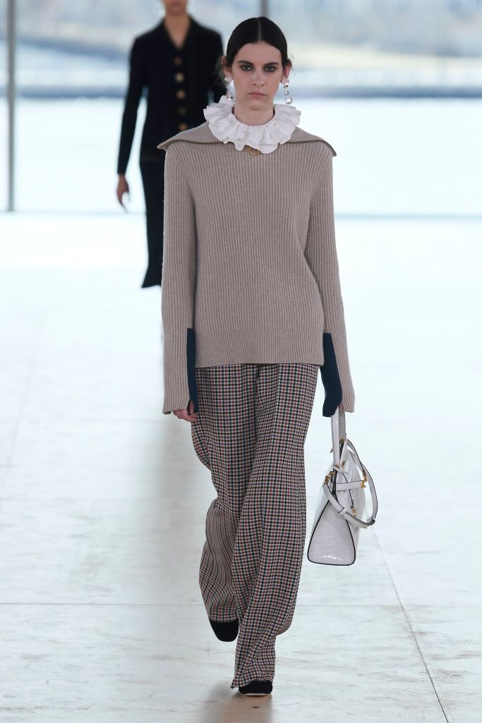 Look 7