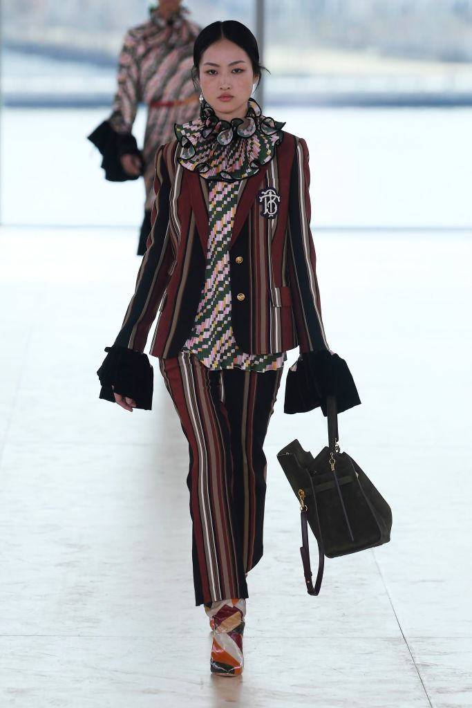 Look 32