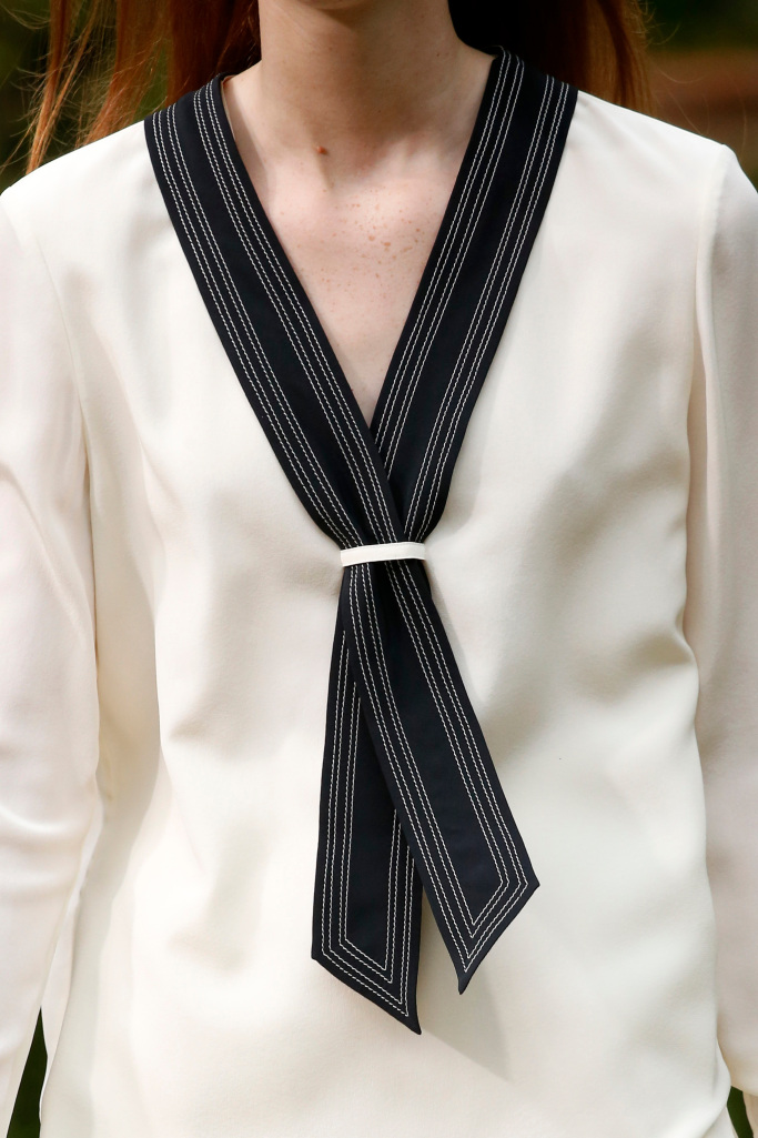 Look 44