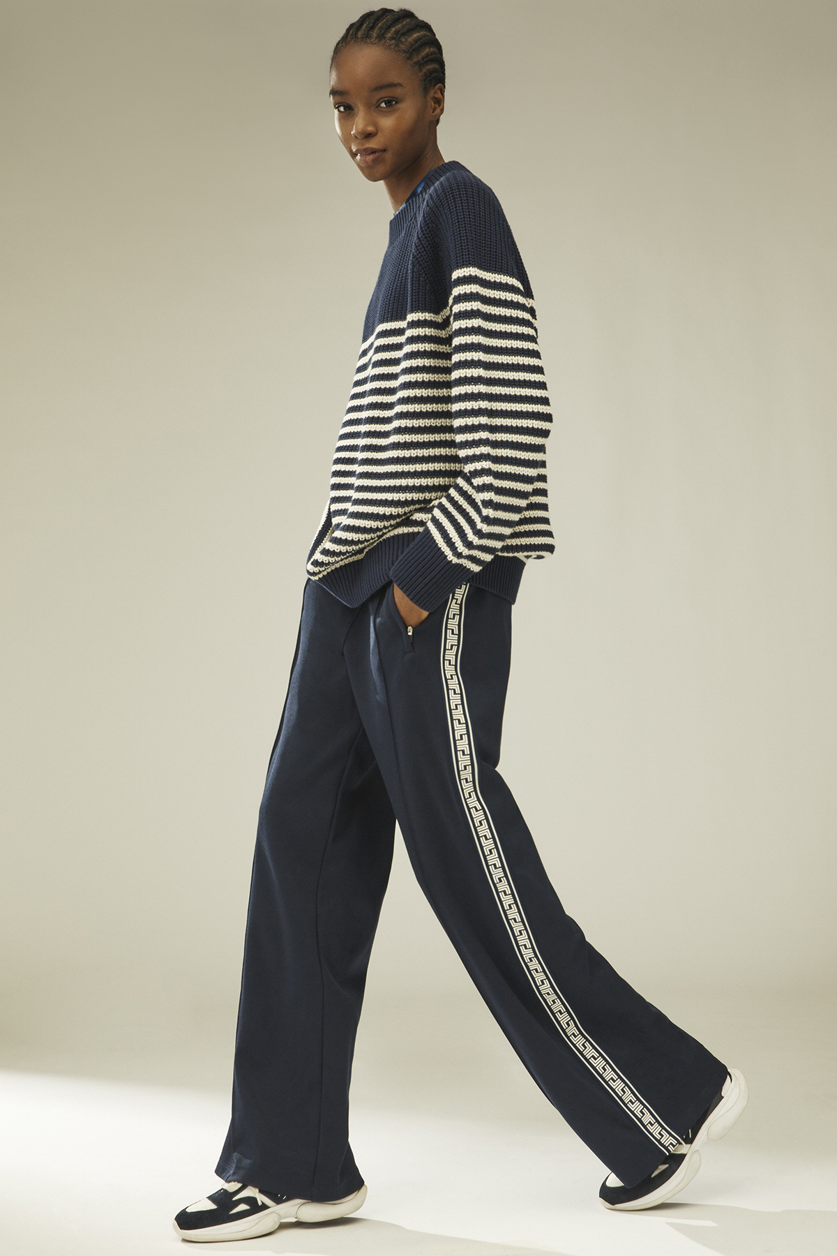 Look 12