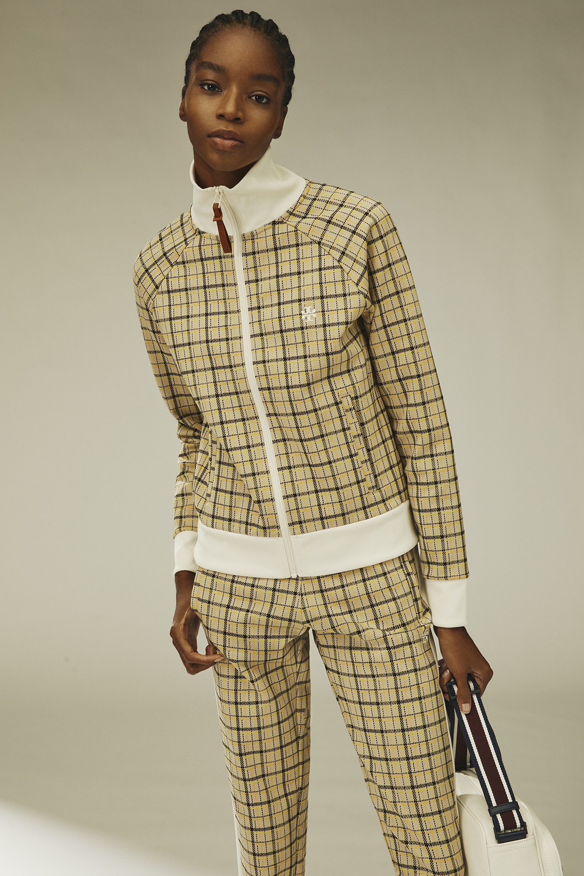 Look 25