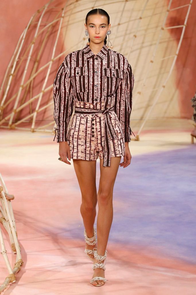 Look 24
