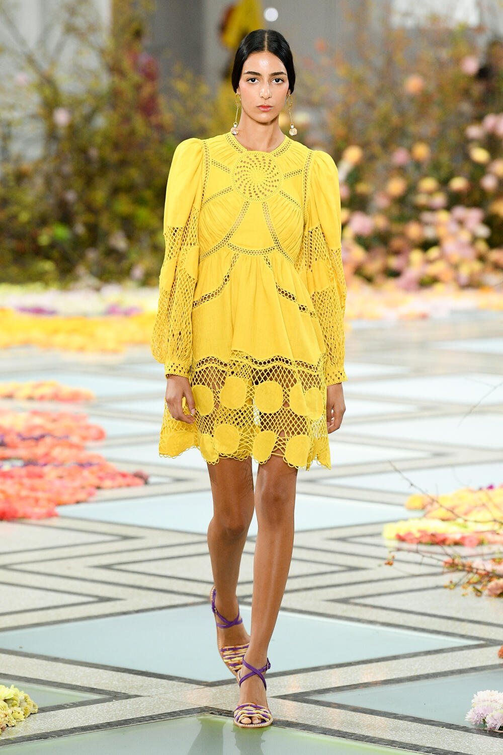 Look 11