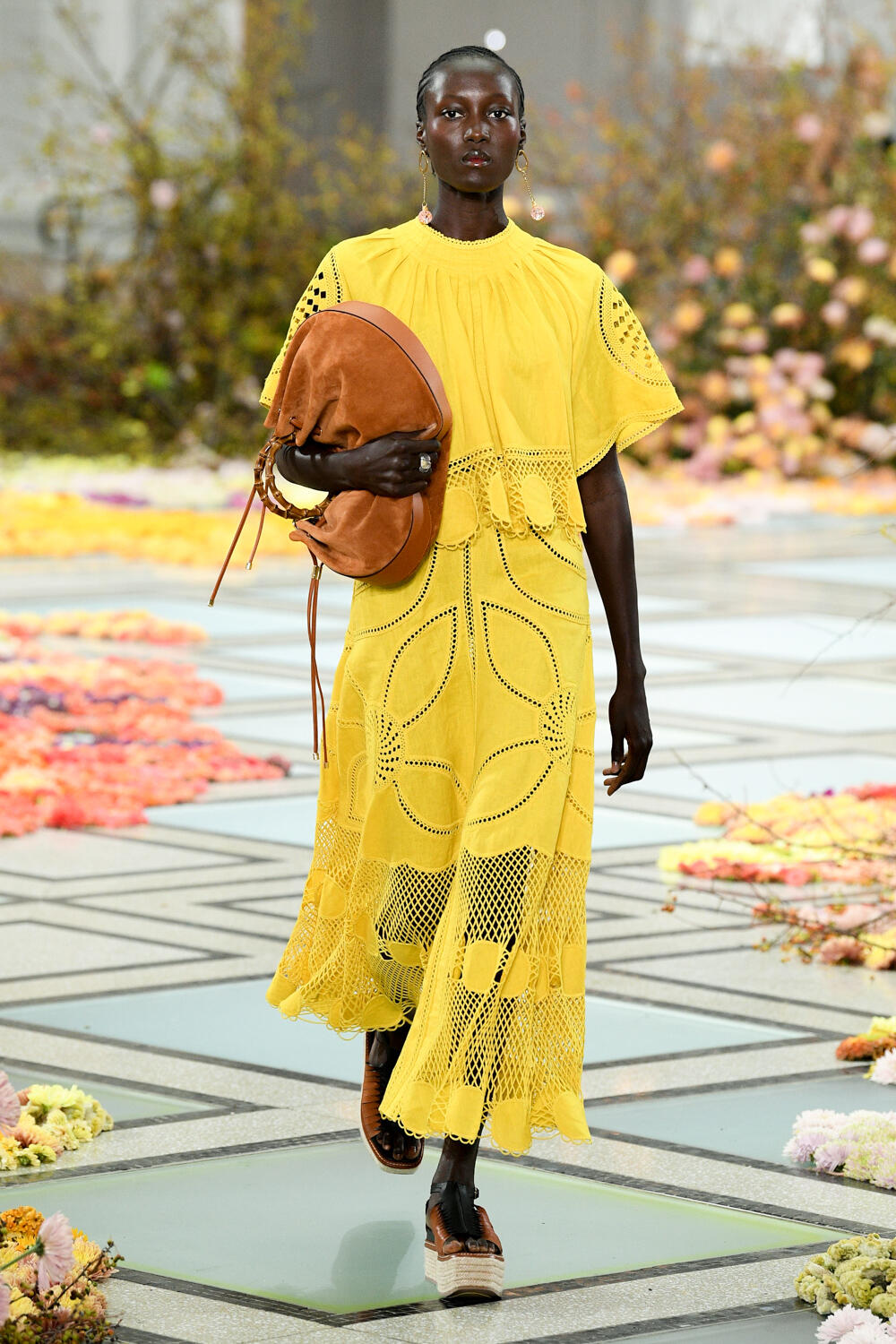 Look 17