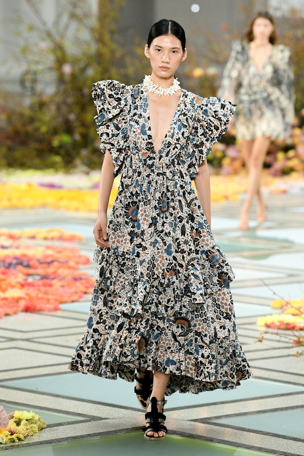 Look 24