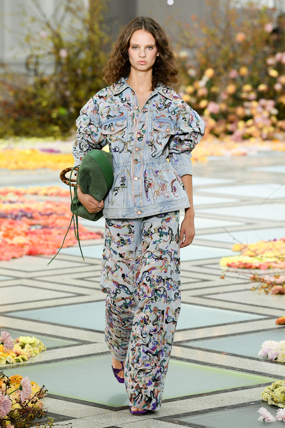 Look 44