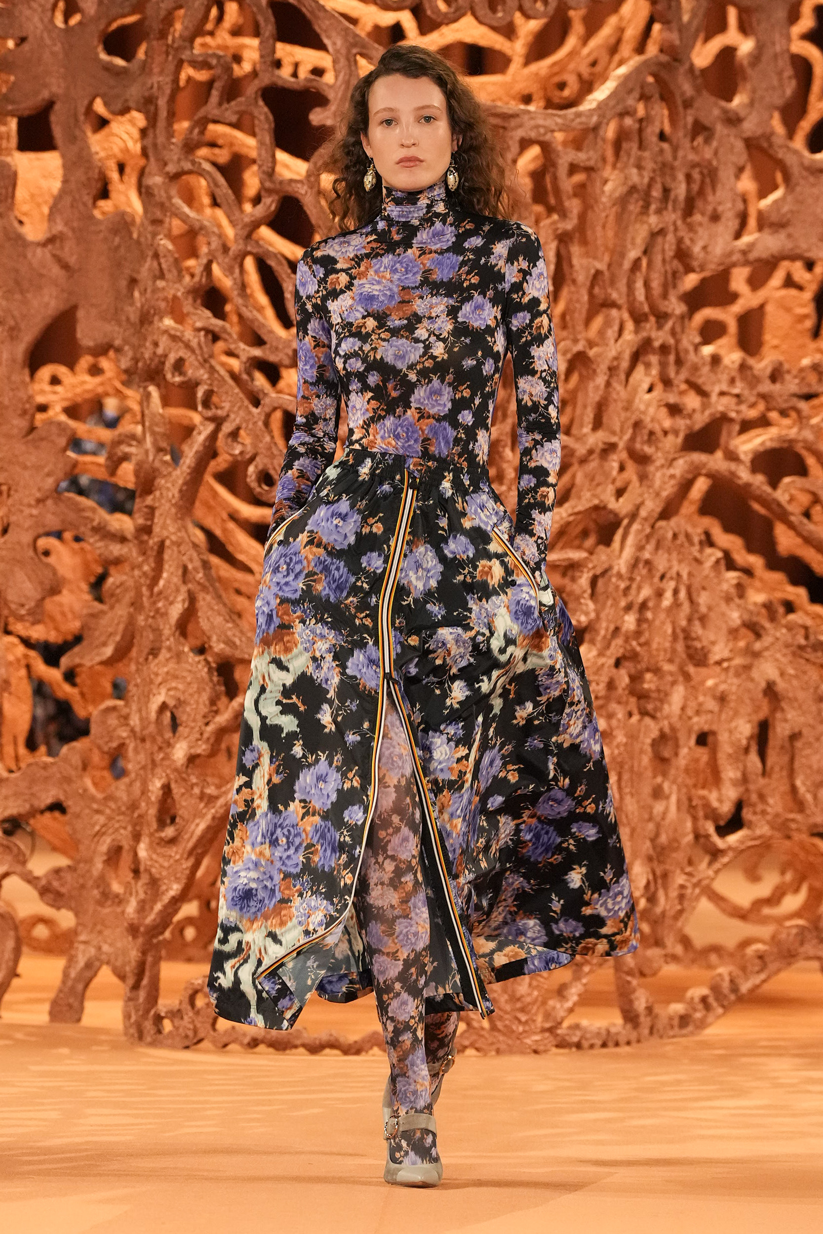 Look 2
