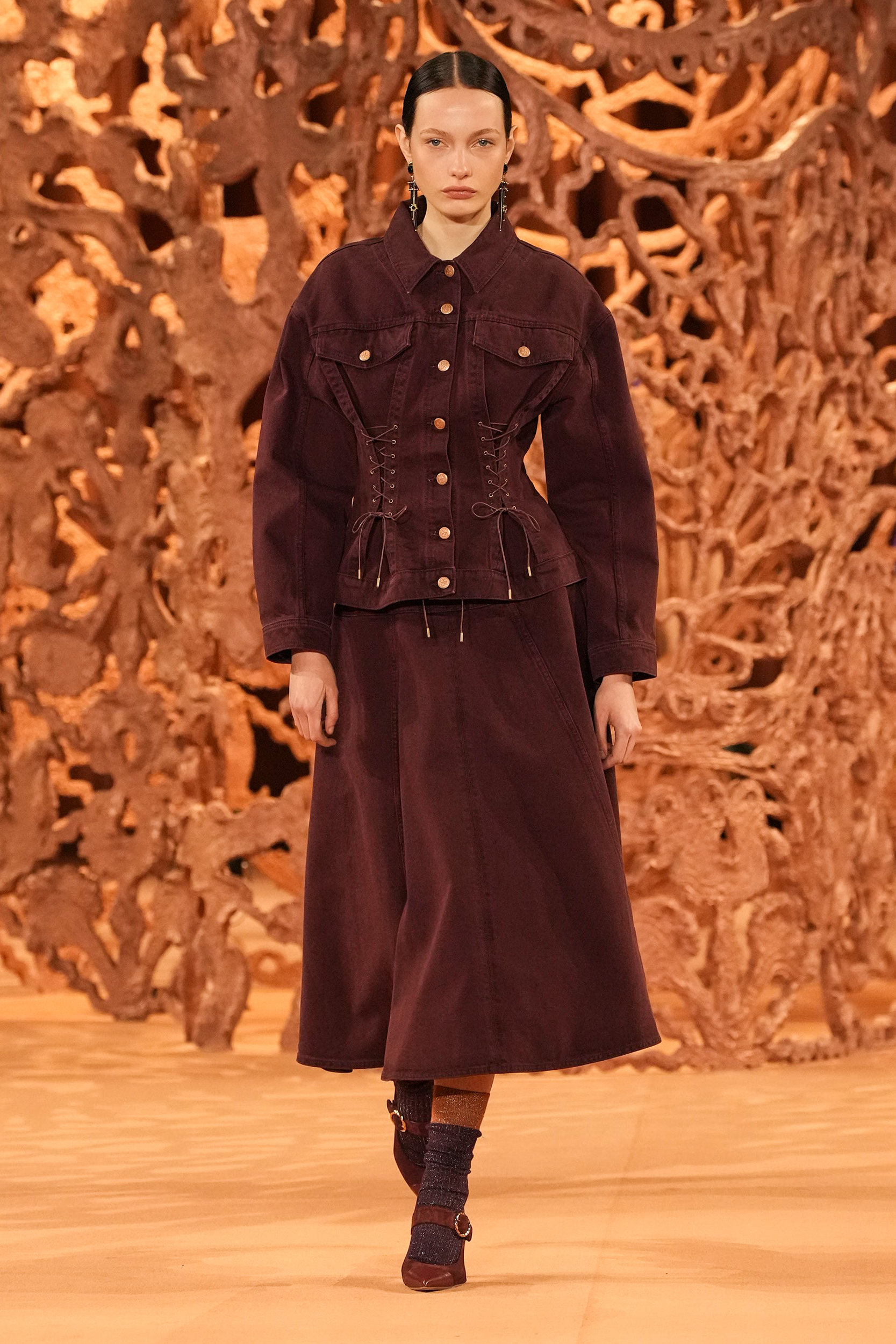 Look 7