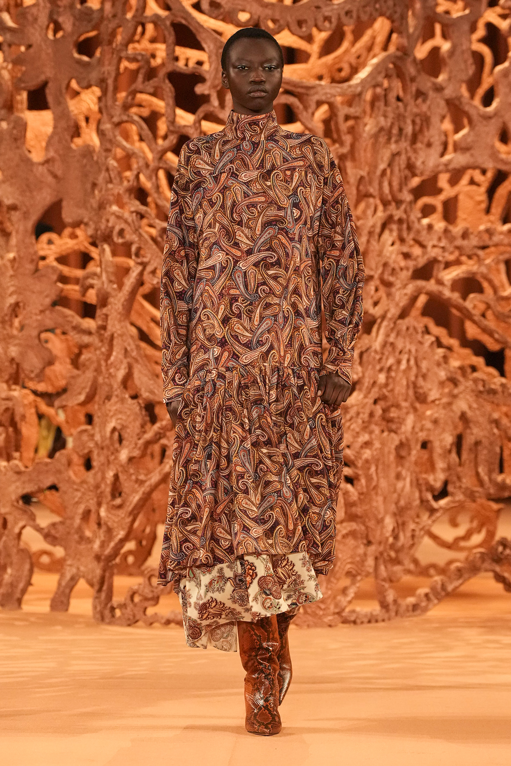 Look 49
