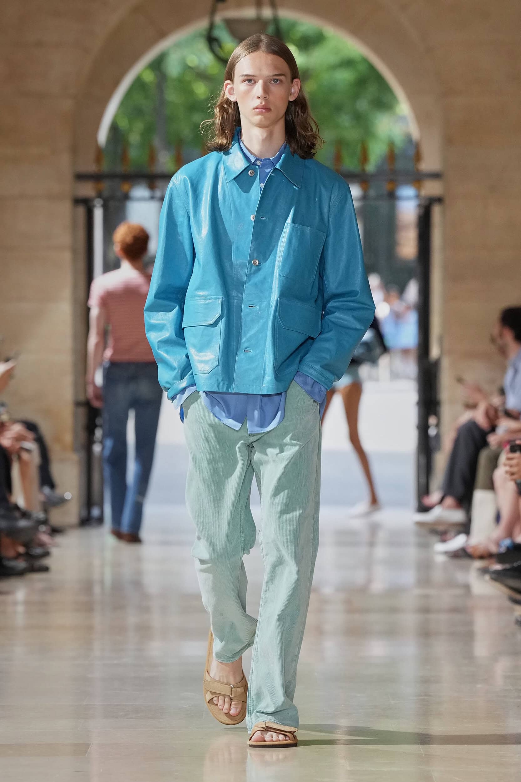 Look 17
