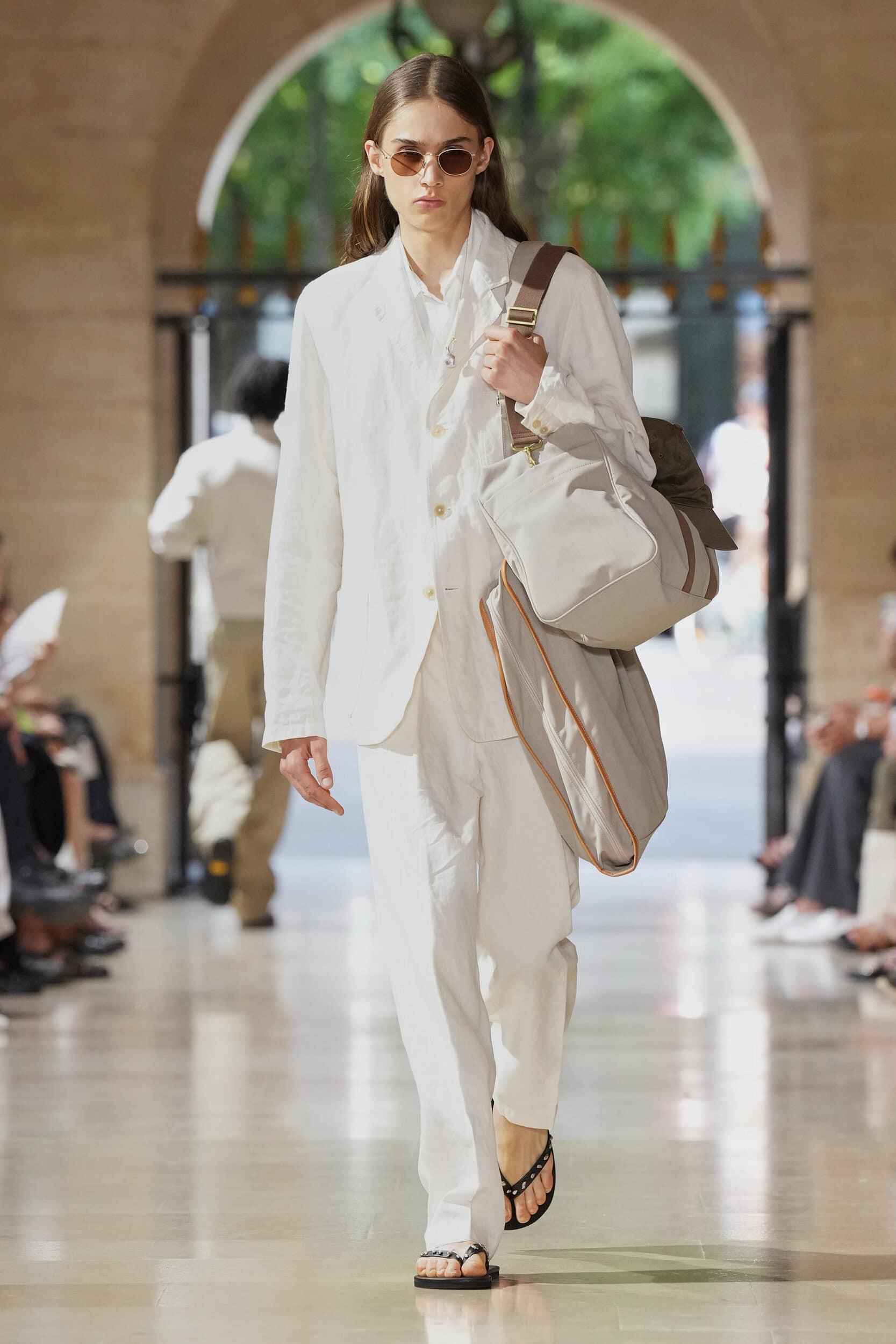 Look 30