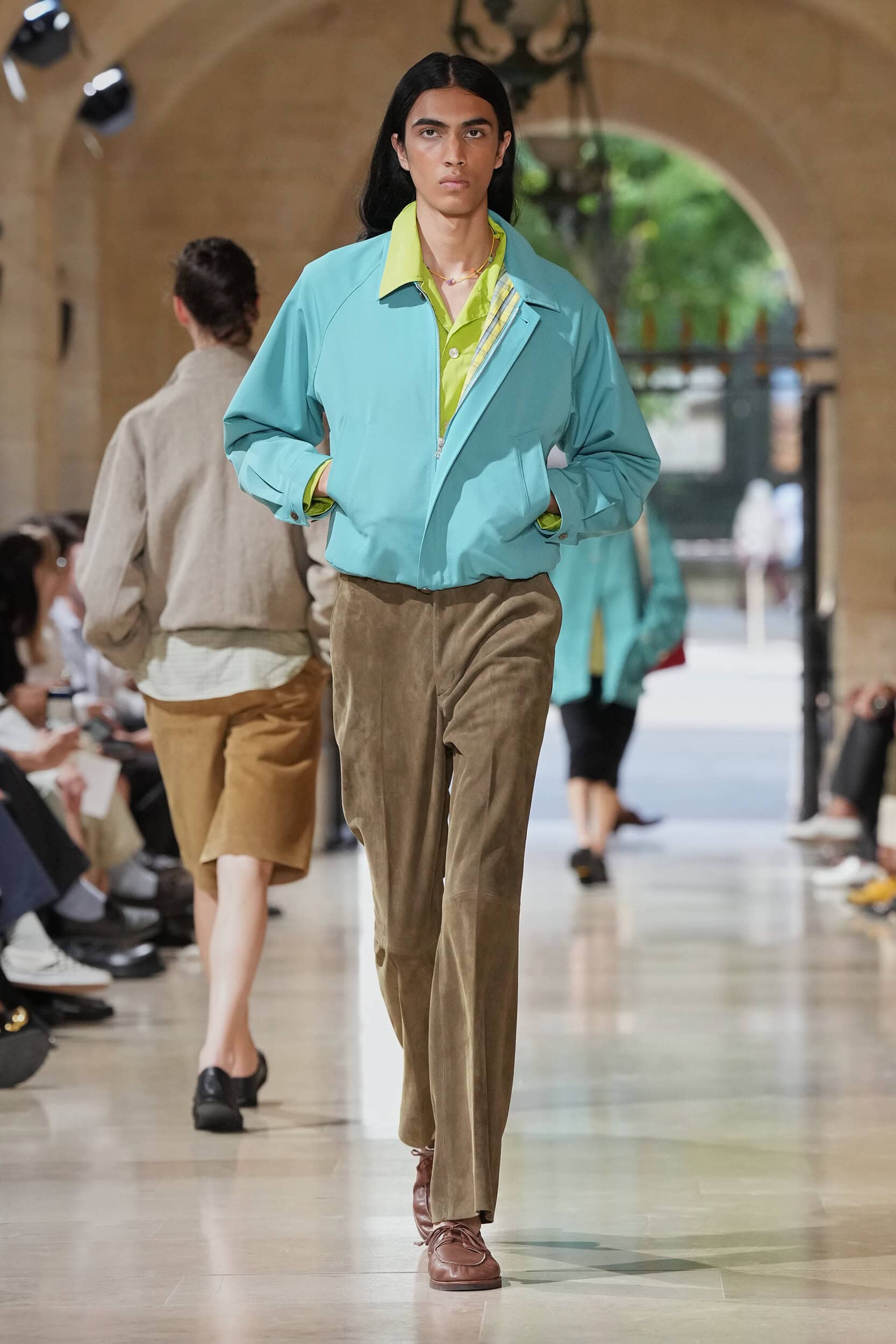 Look 43