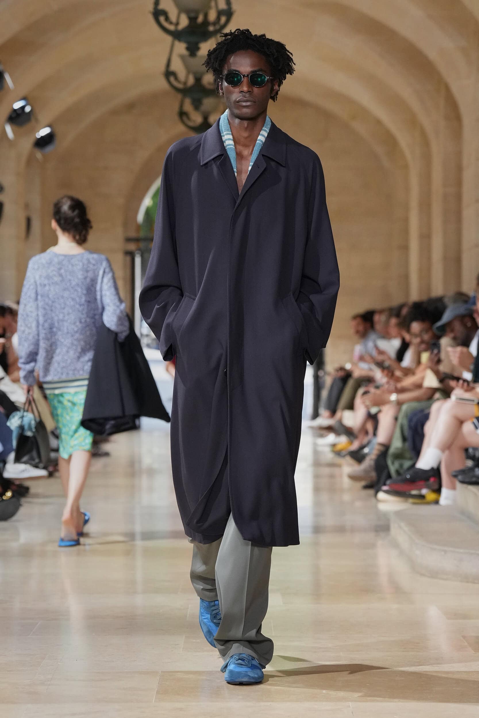 Look 48
