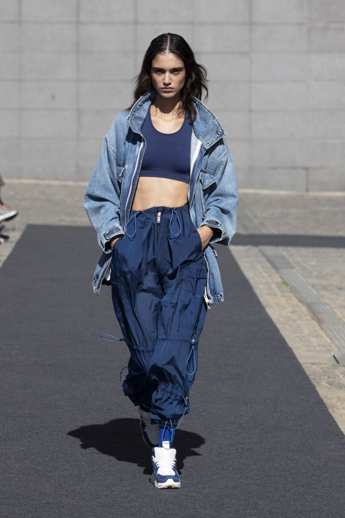 Look 12