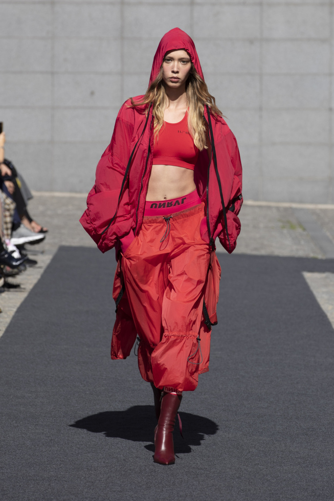 Look 15