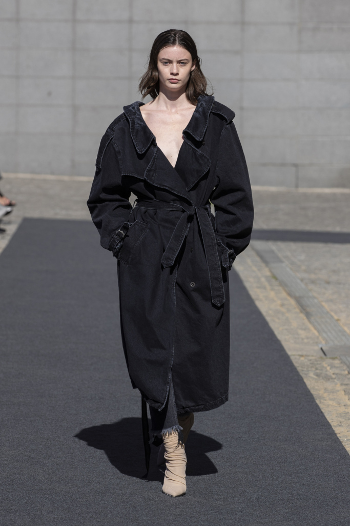 Look 27