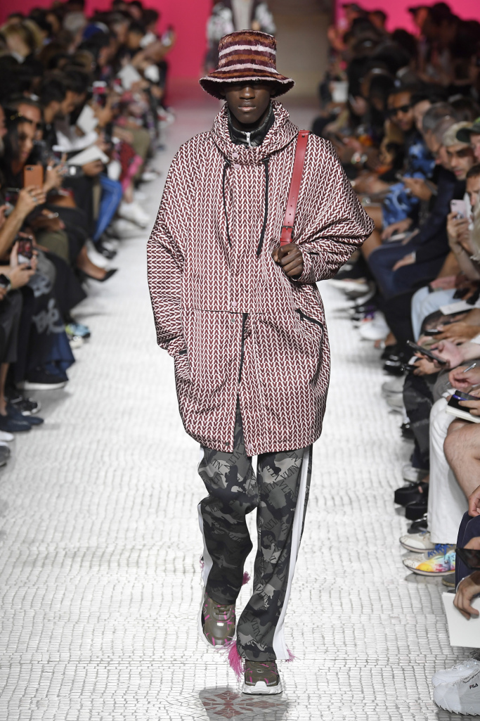 Look 1