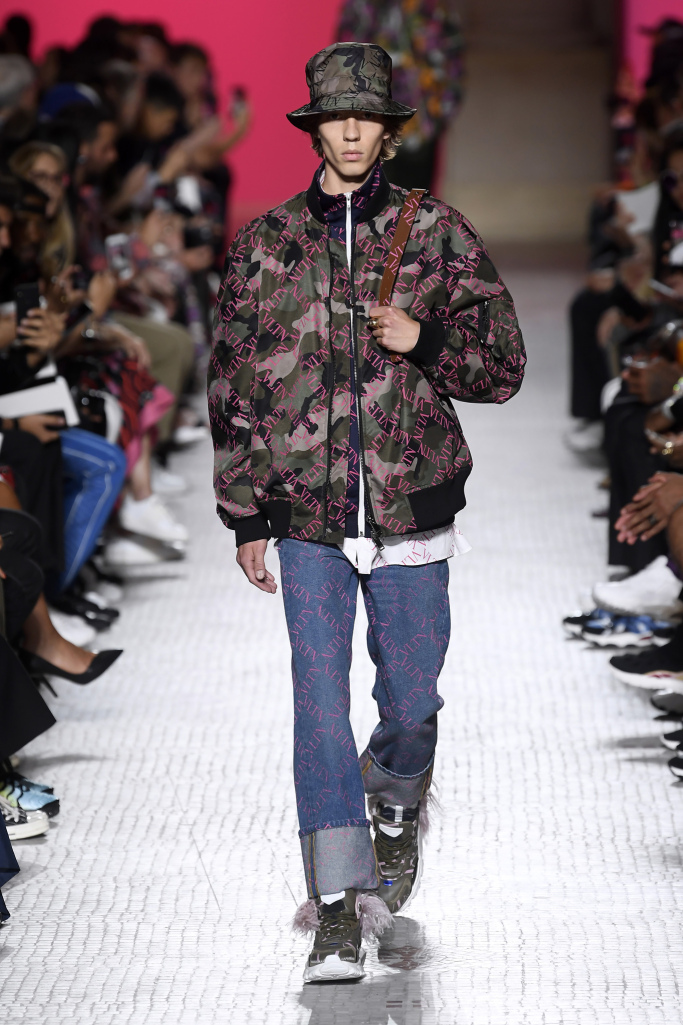 Look 3
