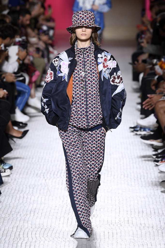 Look 12