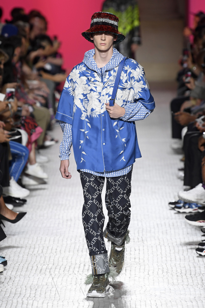 Look 11
