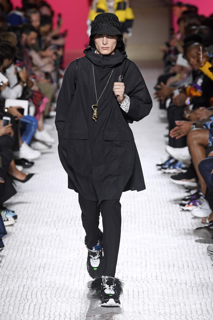 Look 19
