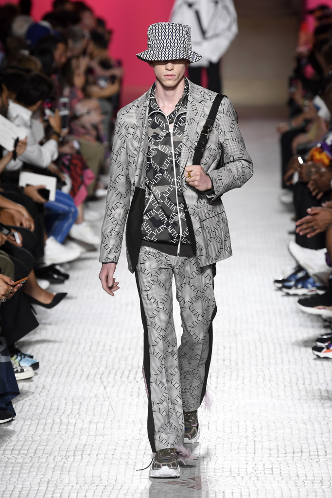 Look 22