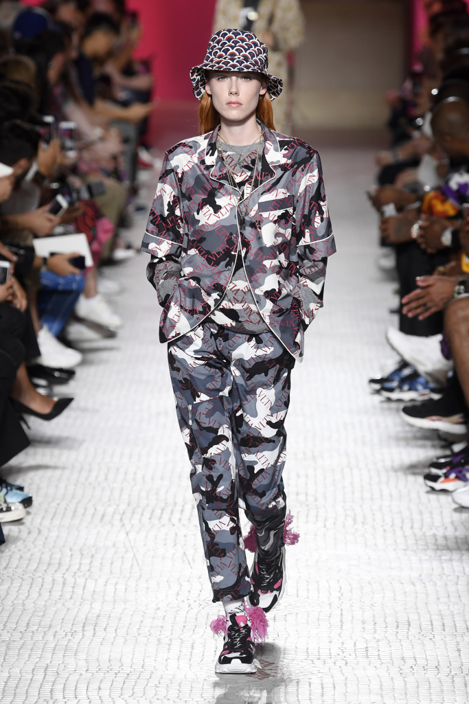 Look 24