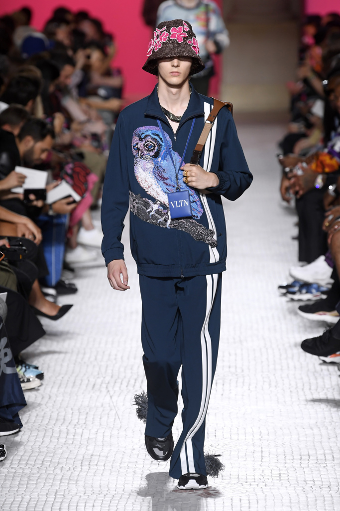 Look 32