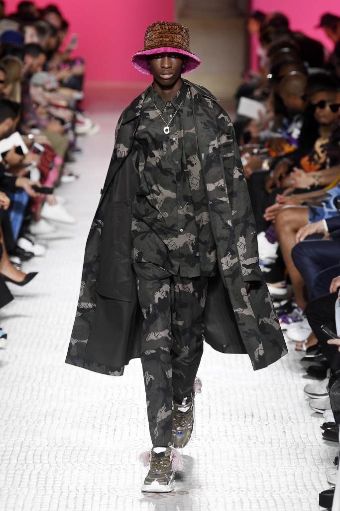 Look 60