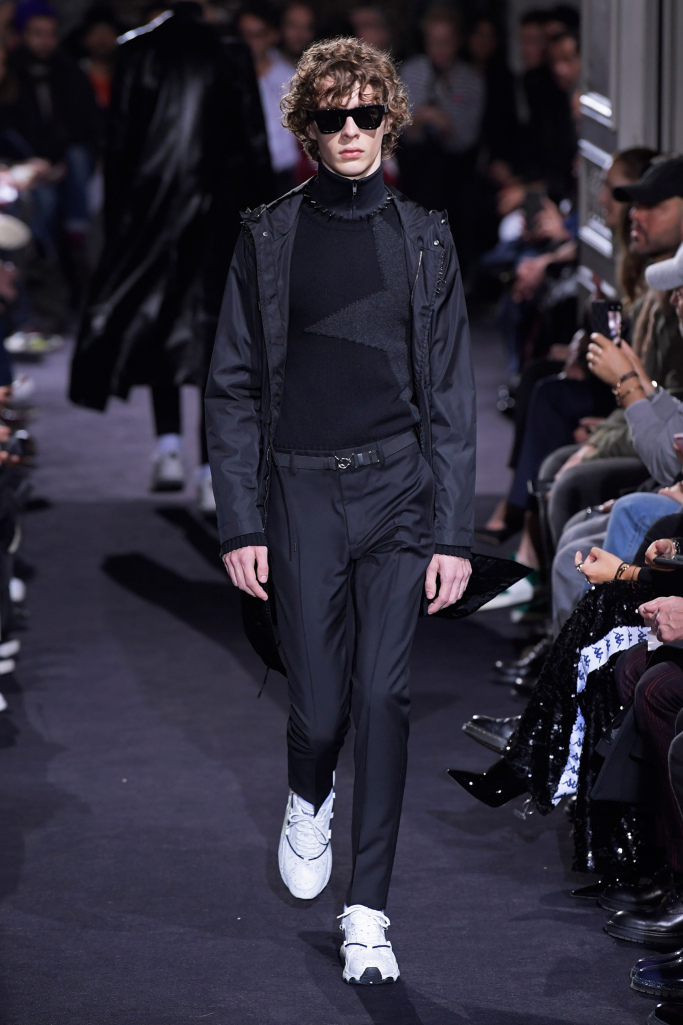 Look 15