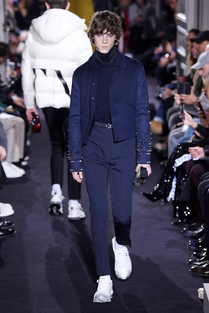Look 17