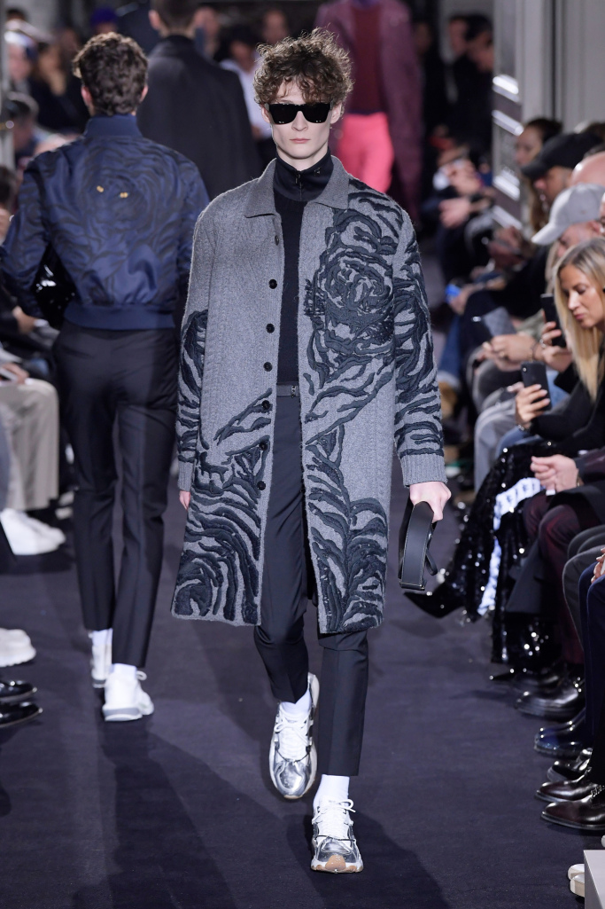 Look 25