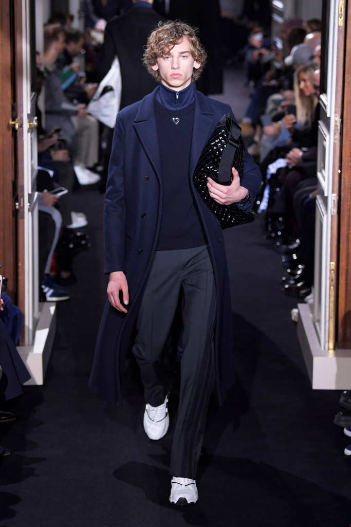 Look 28