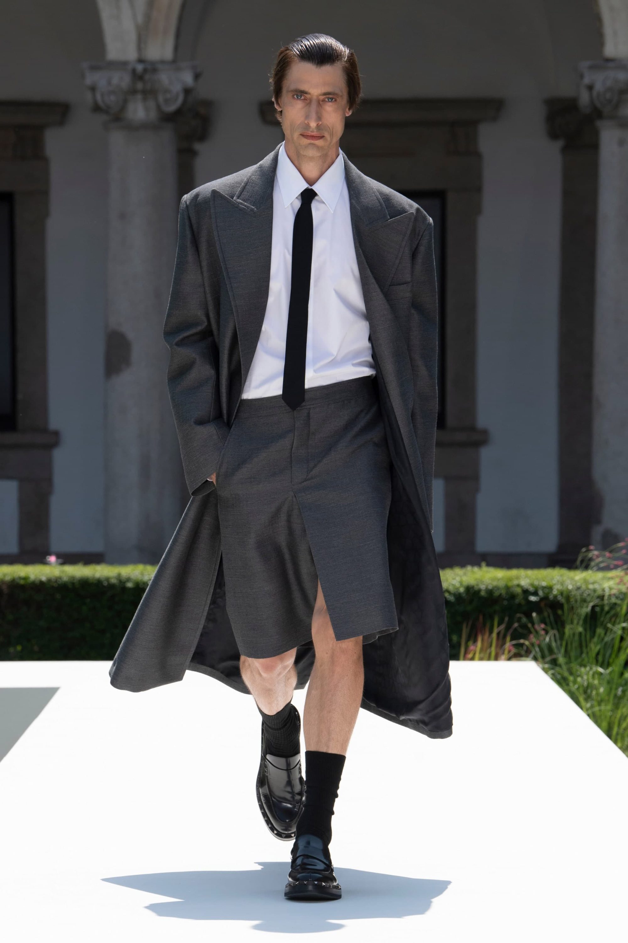 Look 27