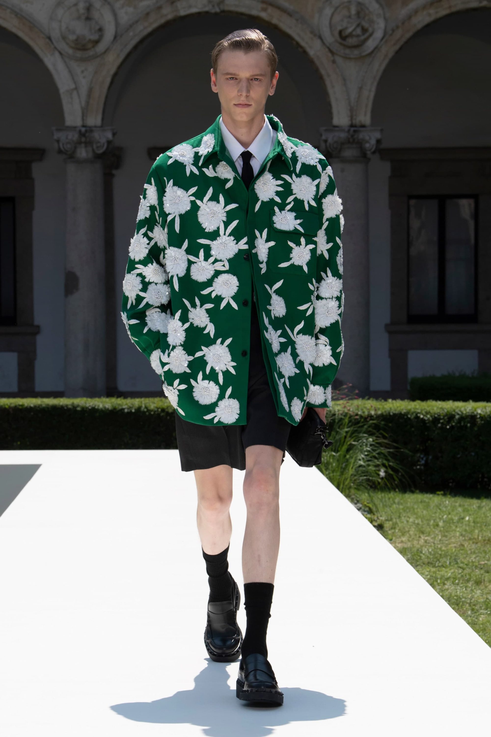 Look 30
