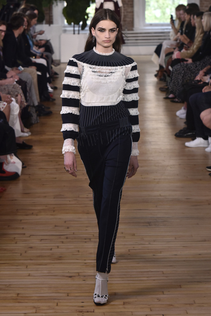 Look 8