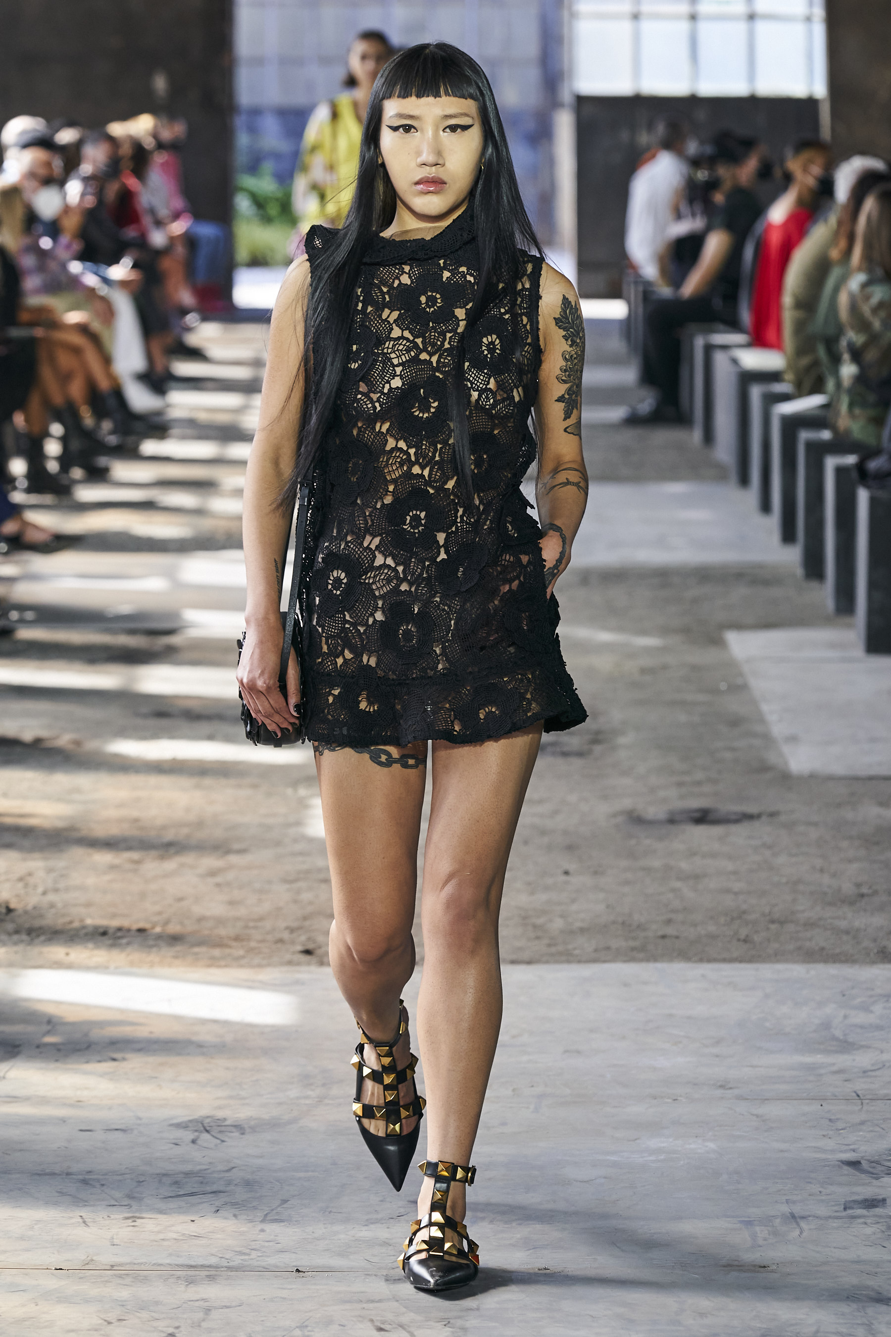 Look 15