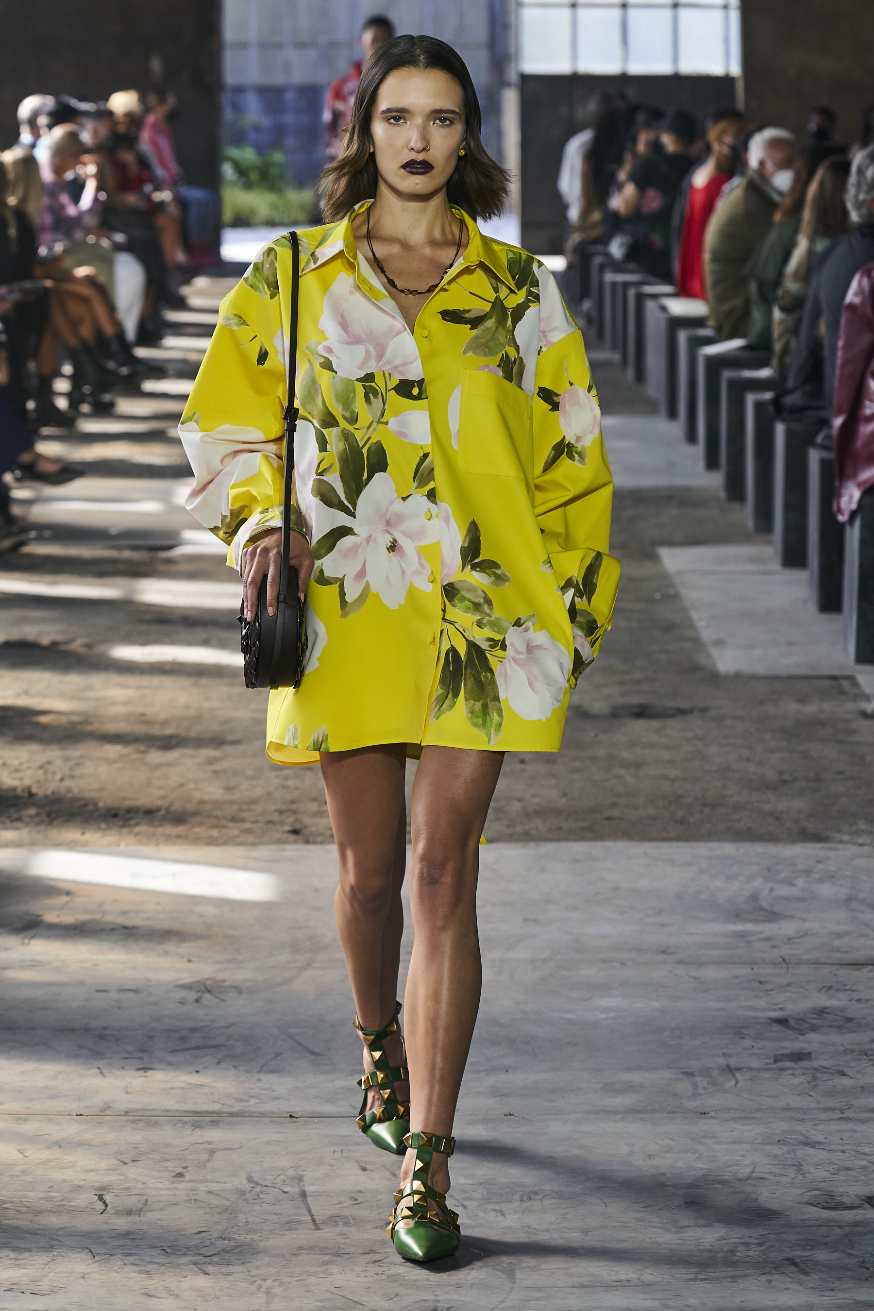 Look 30