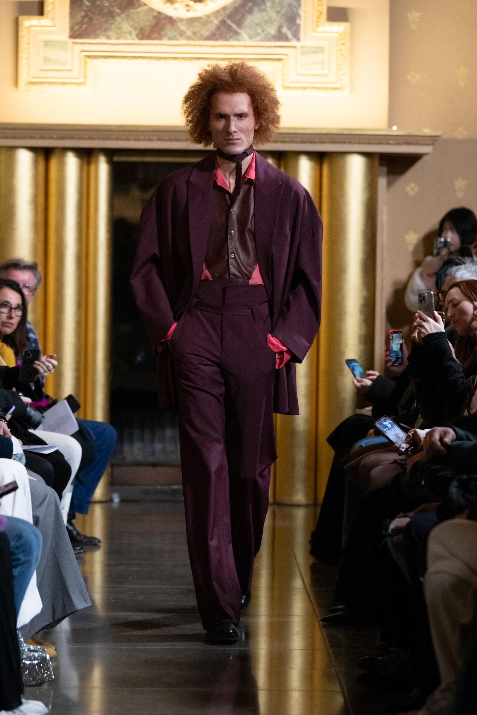 Look 16