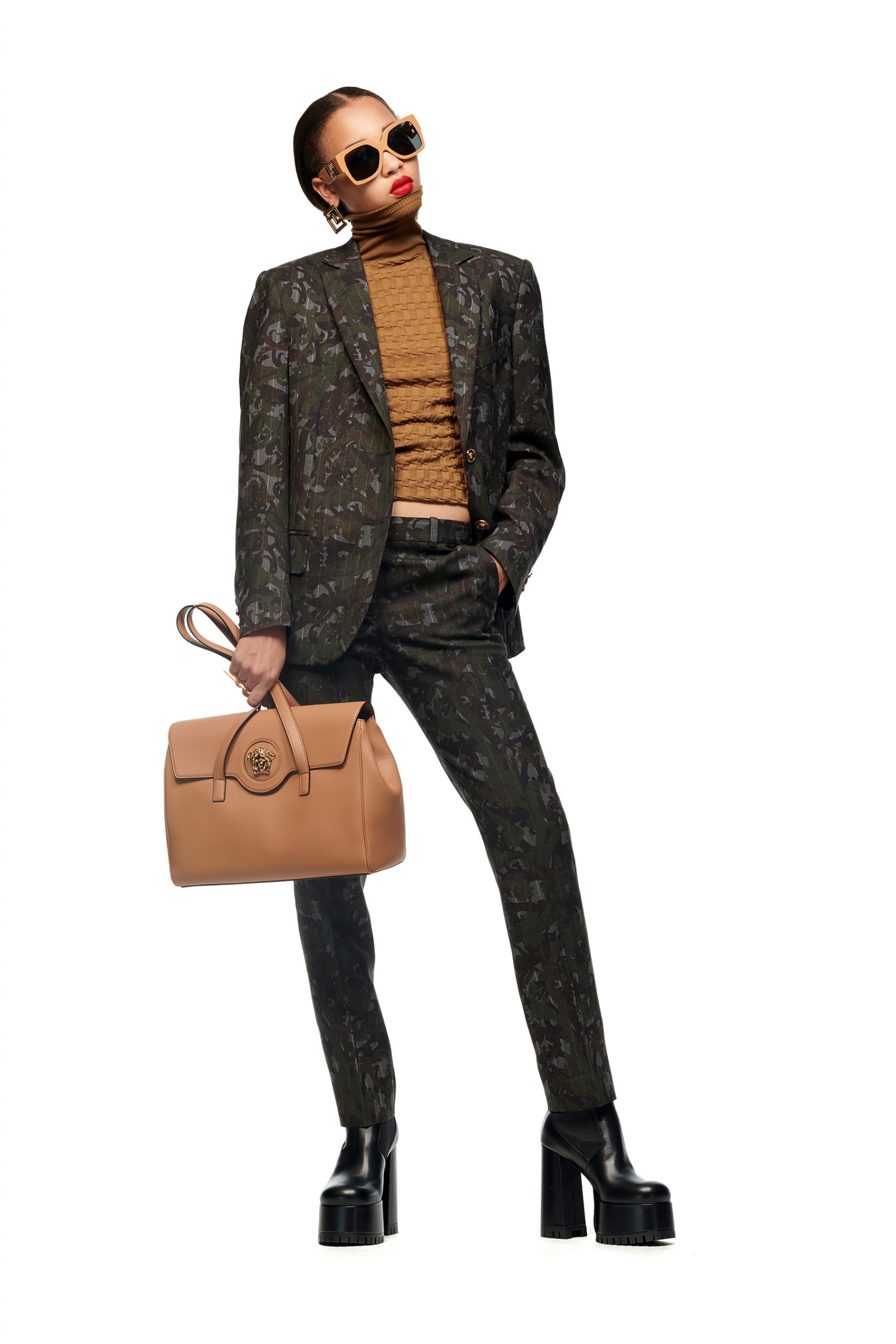 Look 17