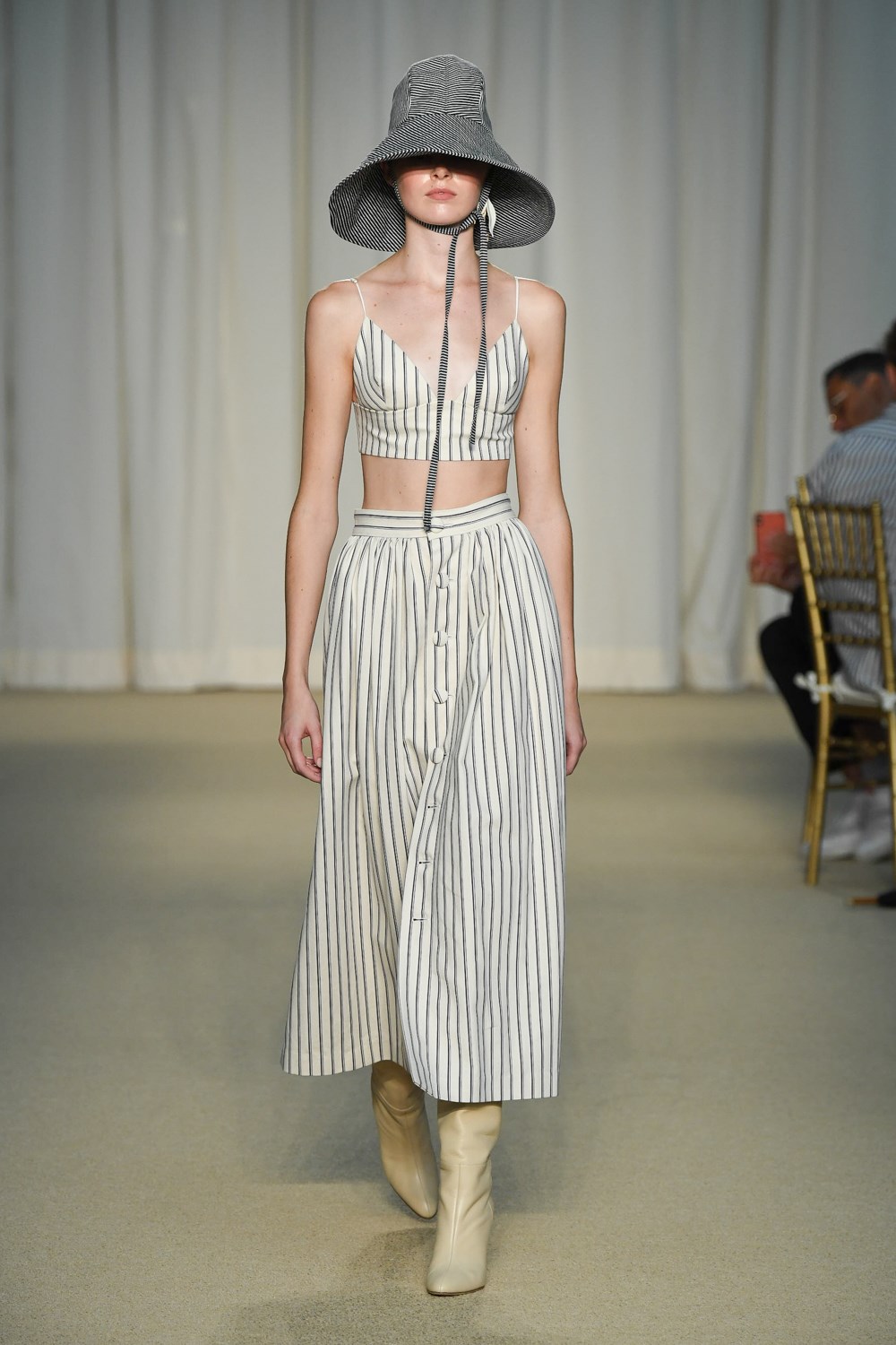 Look 7