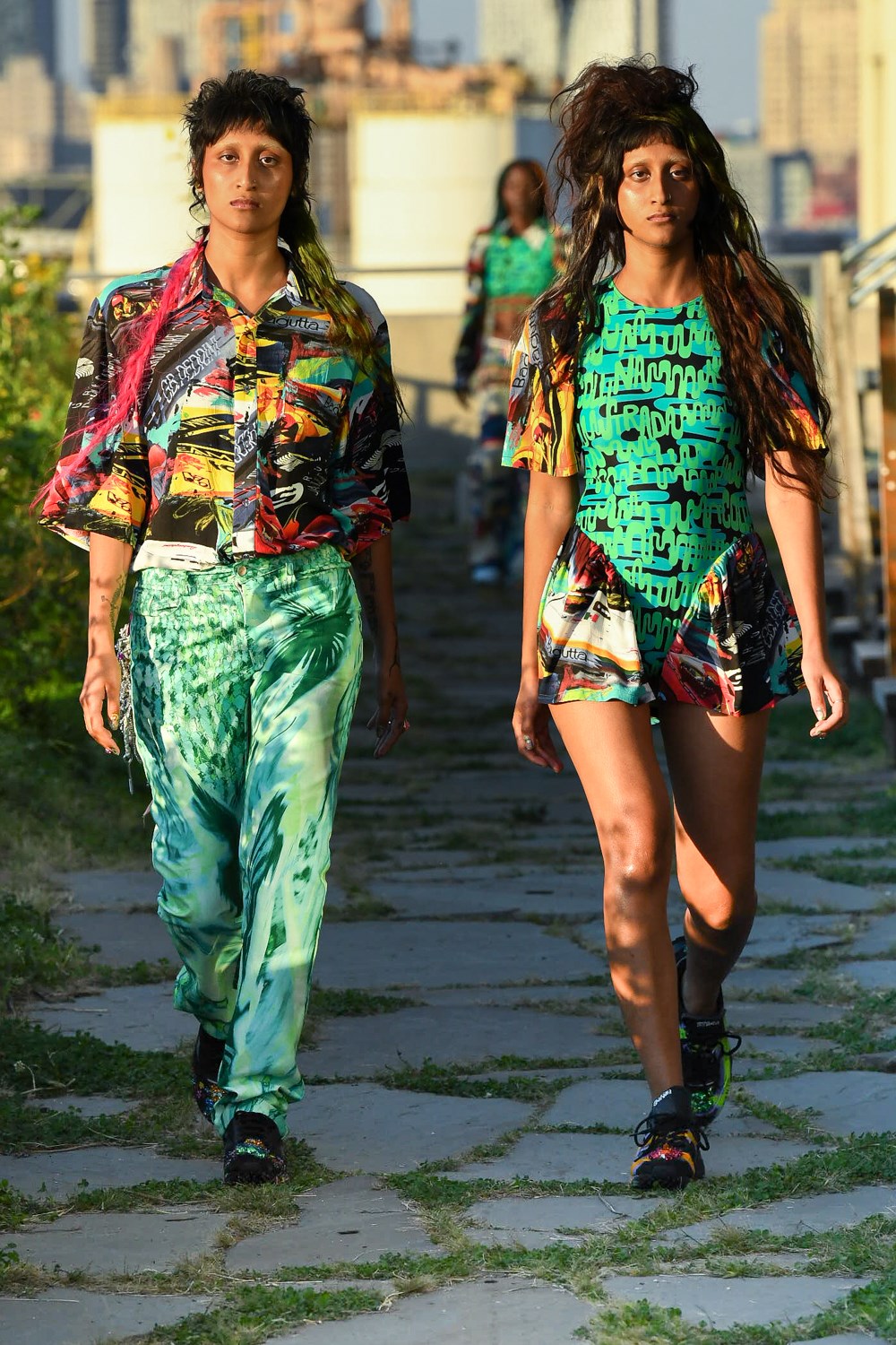 Look 13
