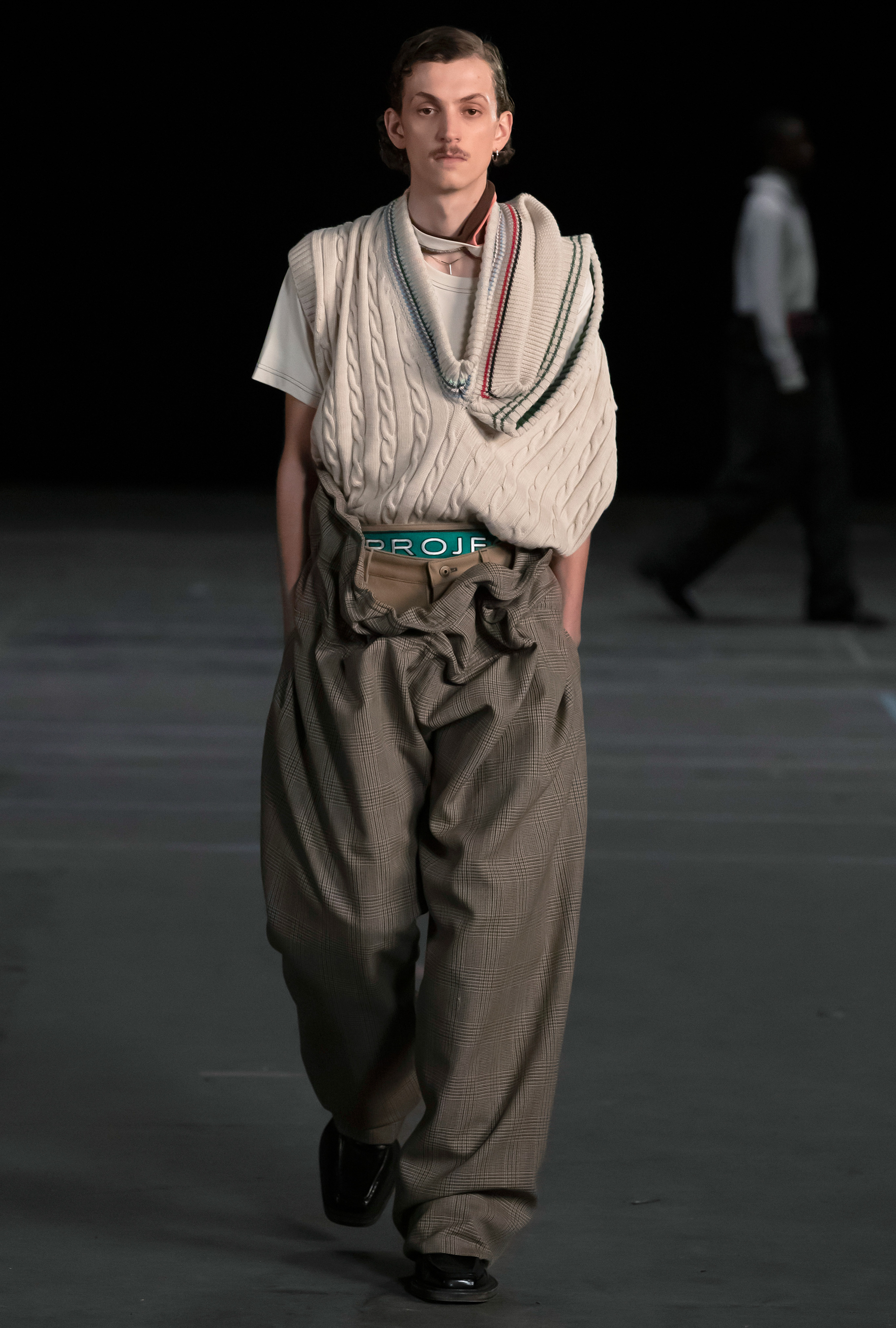 Look 5