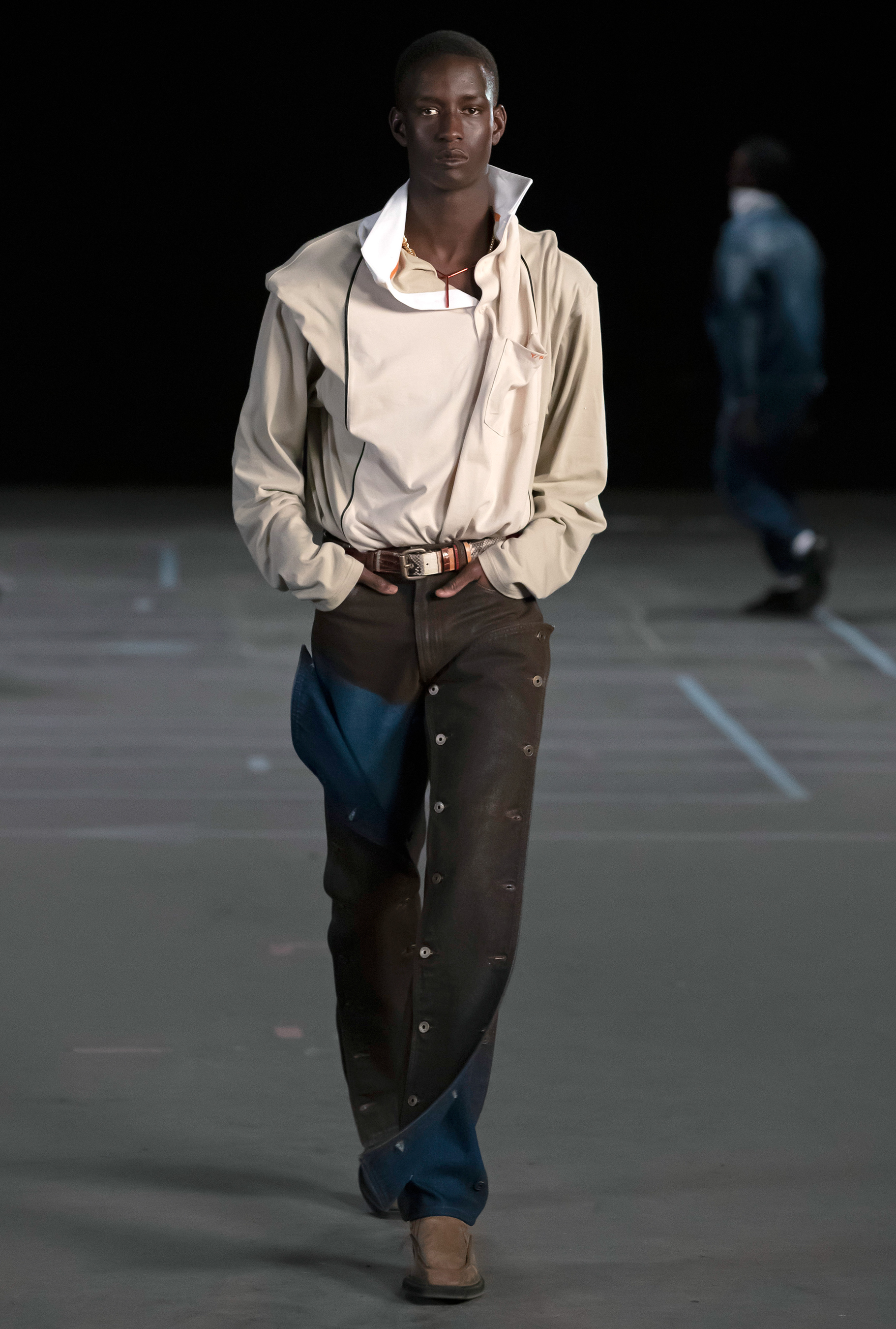 Look 30