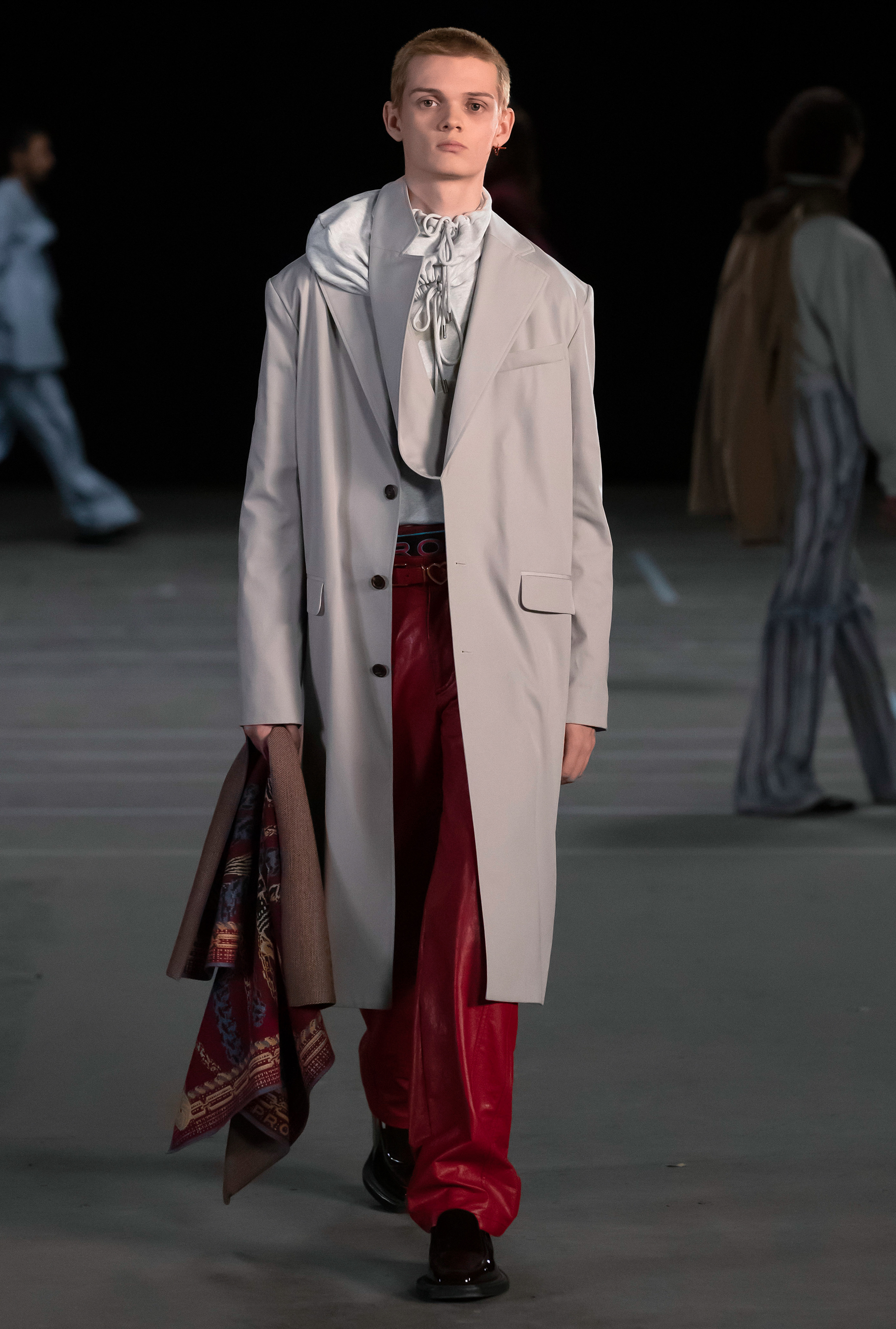 Look 43