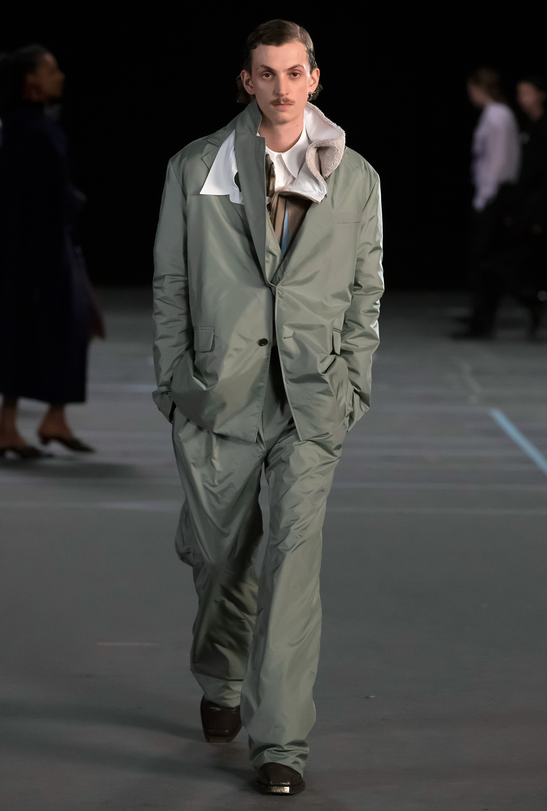 Look 44